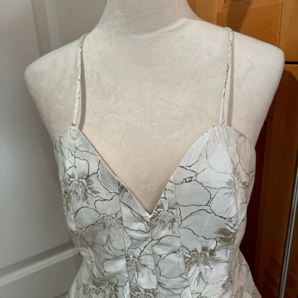LULUS.Shiny Ivory & Gold Jacquard Mini Dress. Size S. Adjustable Straps. - Picture 3 of 10